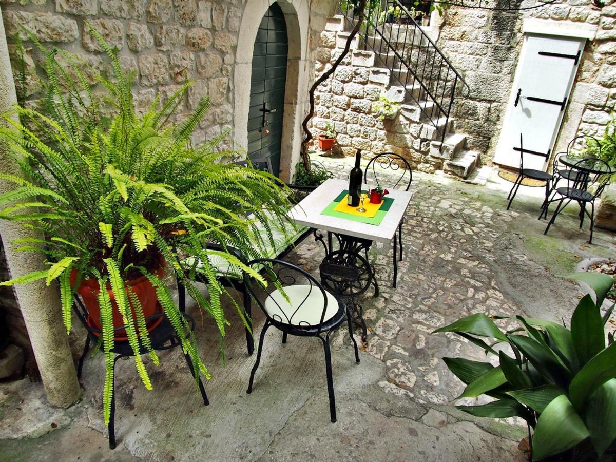 Rooms & Studio Stipcic Trogir Ngoại thất bức ảnh