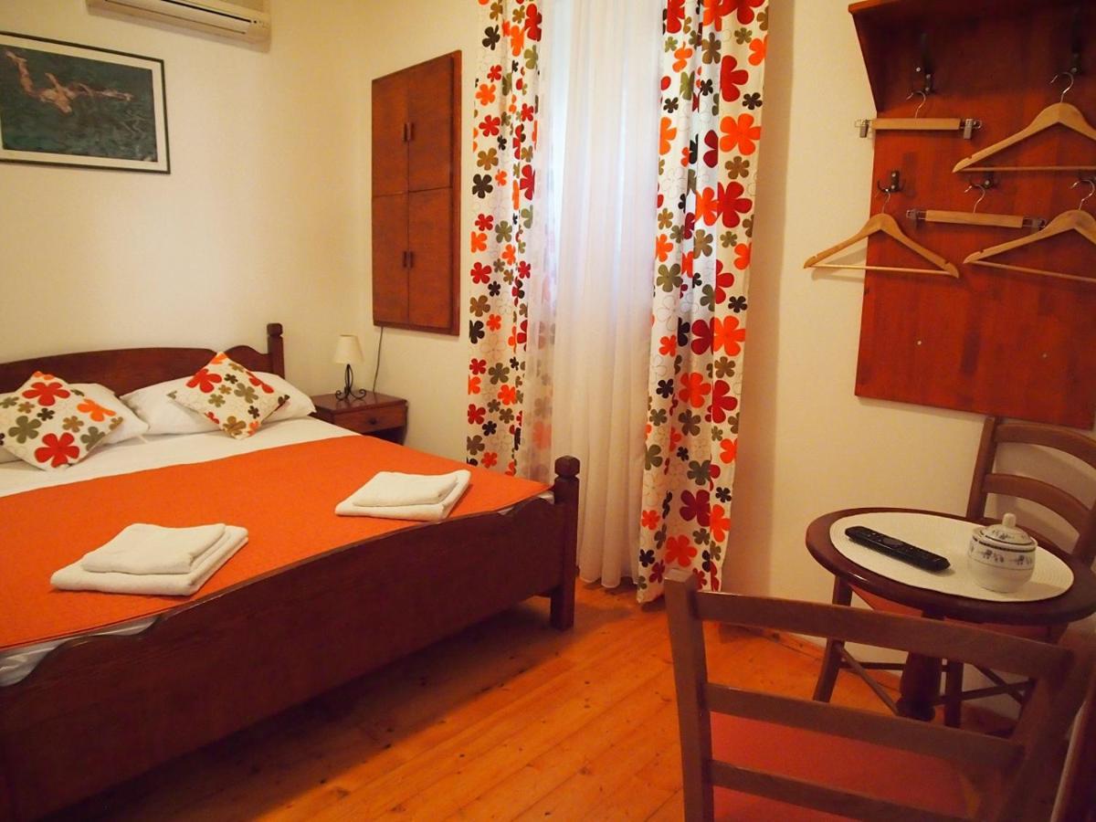 Rooms & Studio Stipcic Trogir Ngoại thất bức ảnh