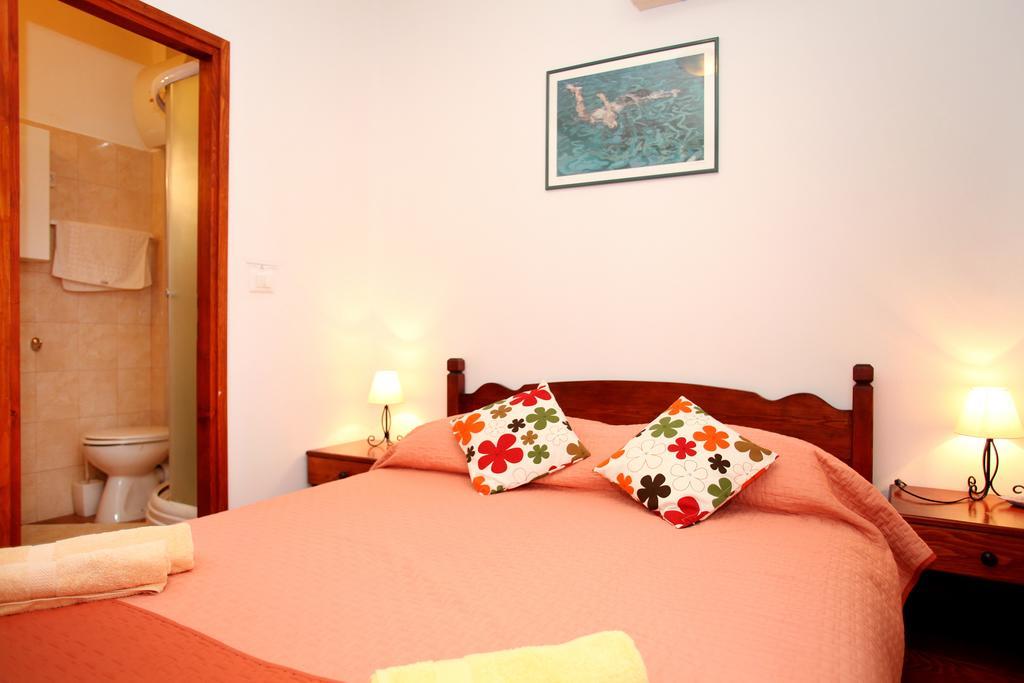 Rooms & Studio Stipcic Trogir Ngoại thất bức ảnh