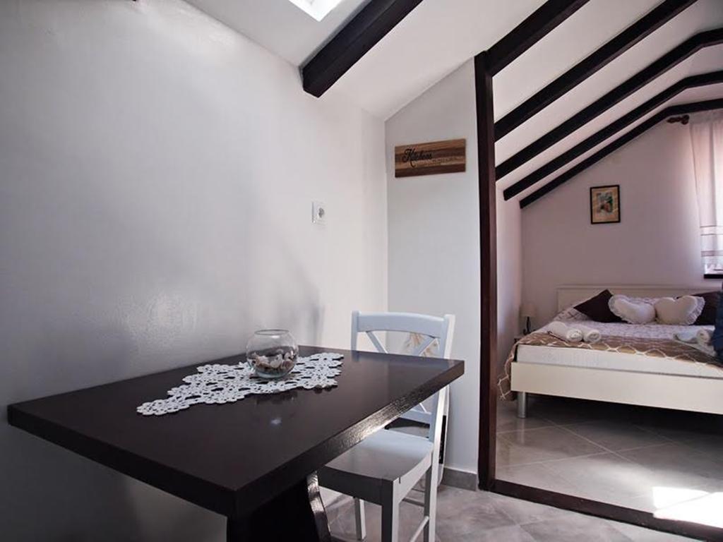 Rooms & Studio Stipcic Trogir Ngoại thất bức ảnh